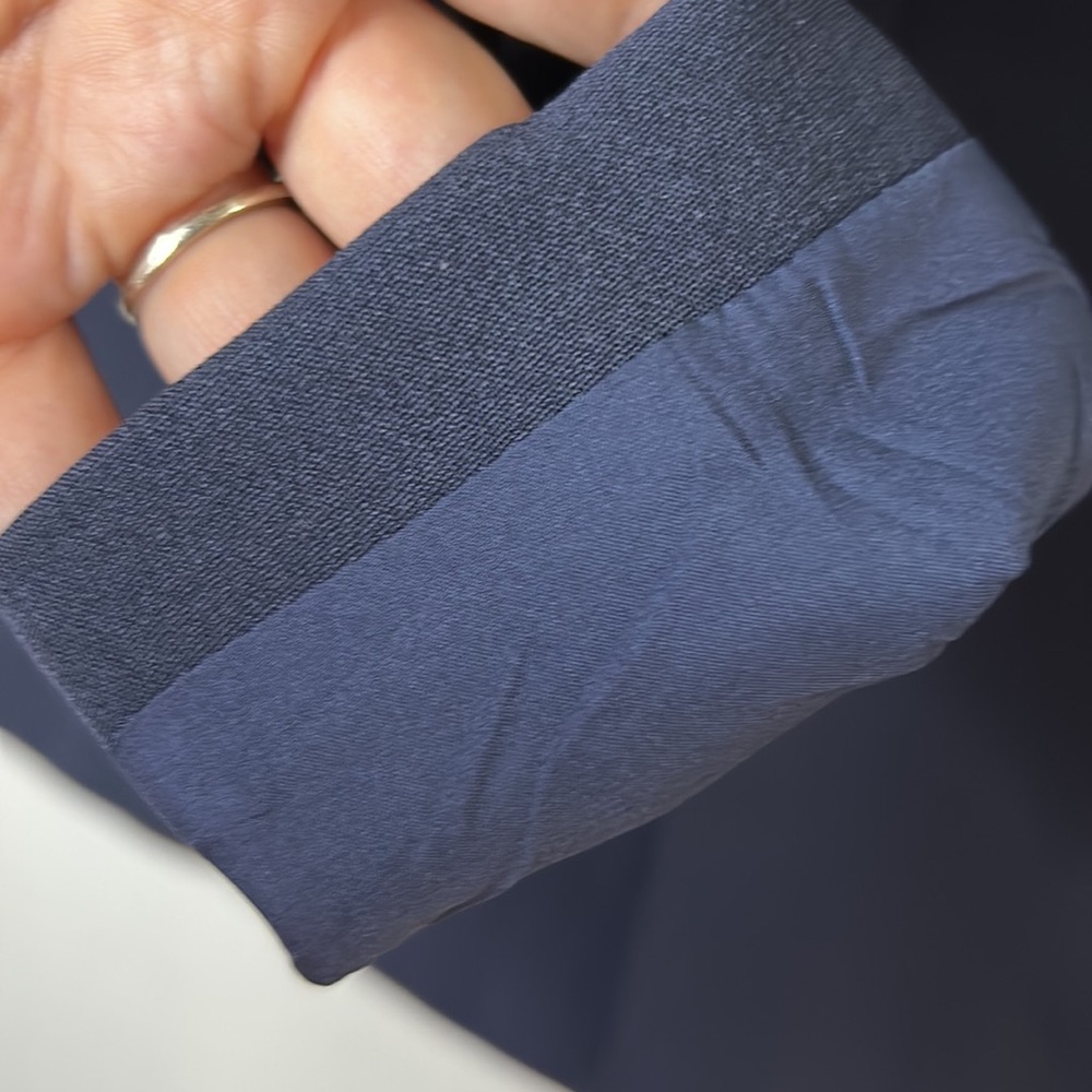 Blazer - Picture 5 of 5
